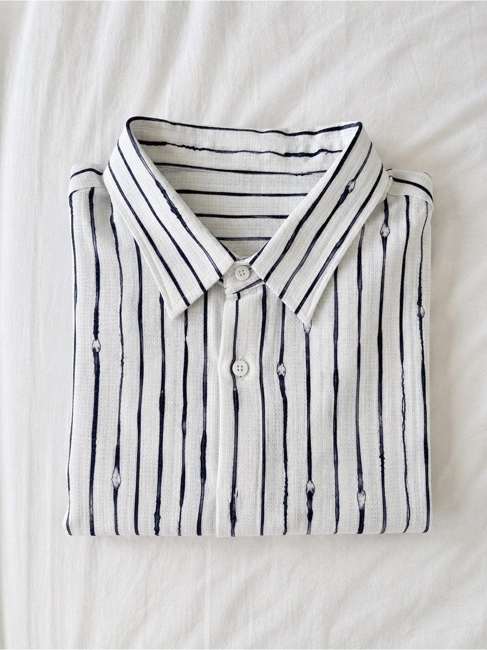 lululemon athletica White Button-Down with Navy Pinstripes NWOT (L)